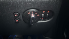 MINI Hatchback 1.5 Cooper Exclusive 5dr Auto Petrol Hatchback